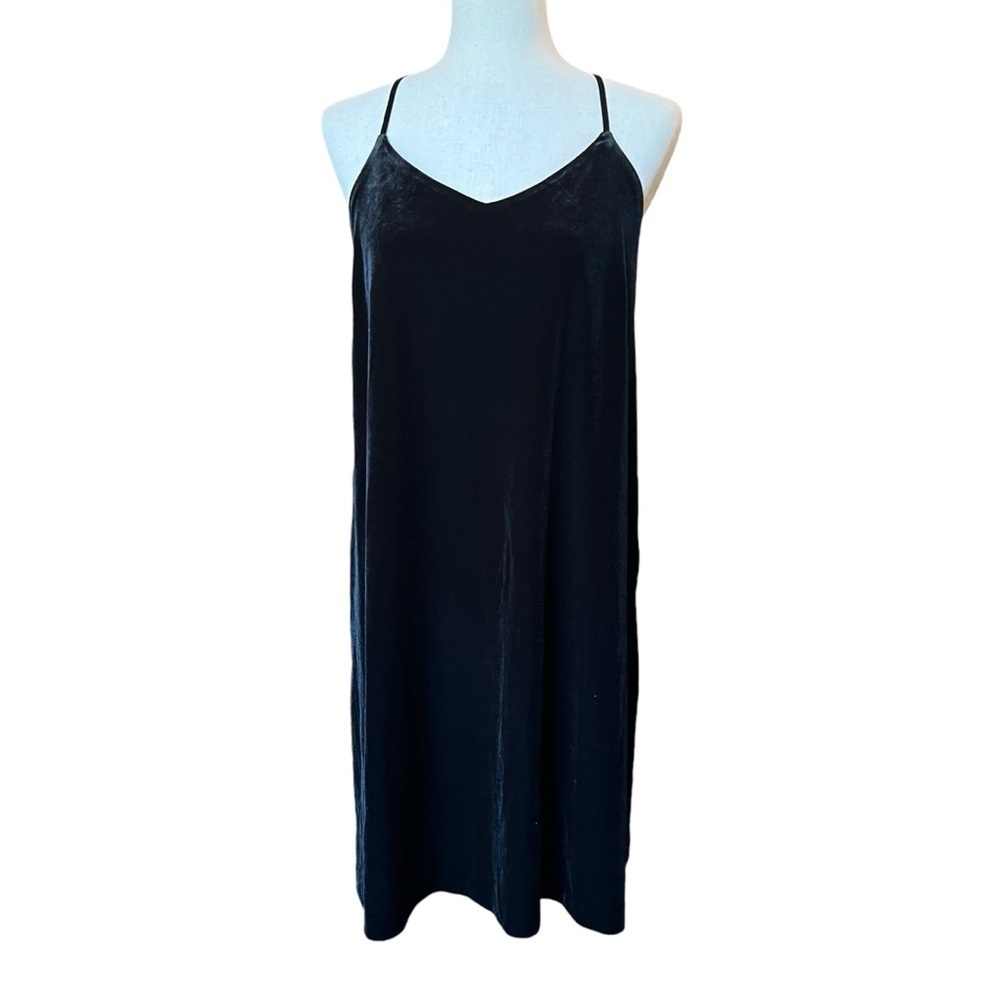 Loft Velvet Dress Size M Black Stretch LBD Whimsigoth Vamp Racer Back Romantic